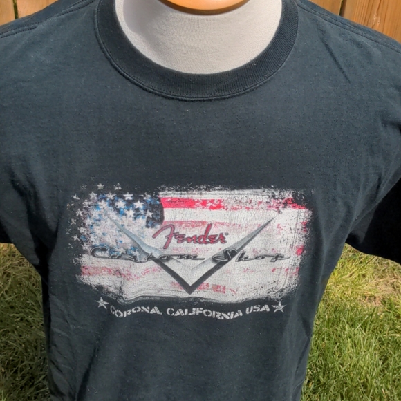 Fender t-shirt - Picture 2 of 3